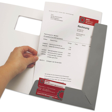Präsentationsmappe mit Fensterstanzung, Visitenkartenlasche und Individualdruck 
