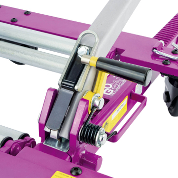 Gojak 9516: für Fahrzeuge bis 4310 kg, Traglast je Gojak 1077 kg 